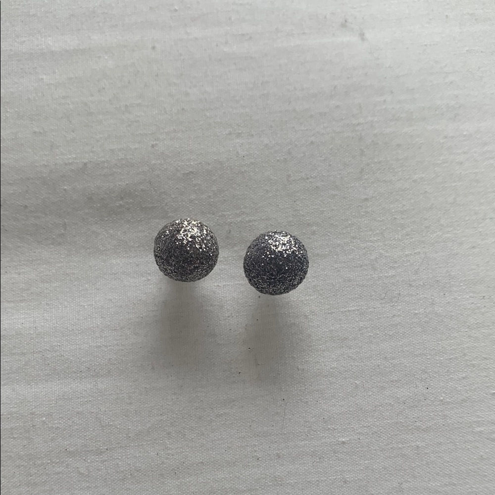 (Free if added to bundle) Glittery Ball Silver Stud Earrings